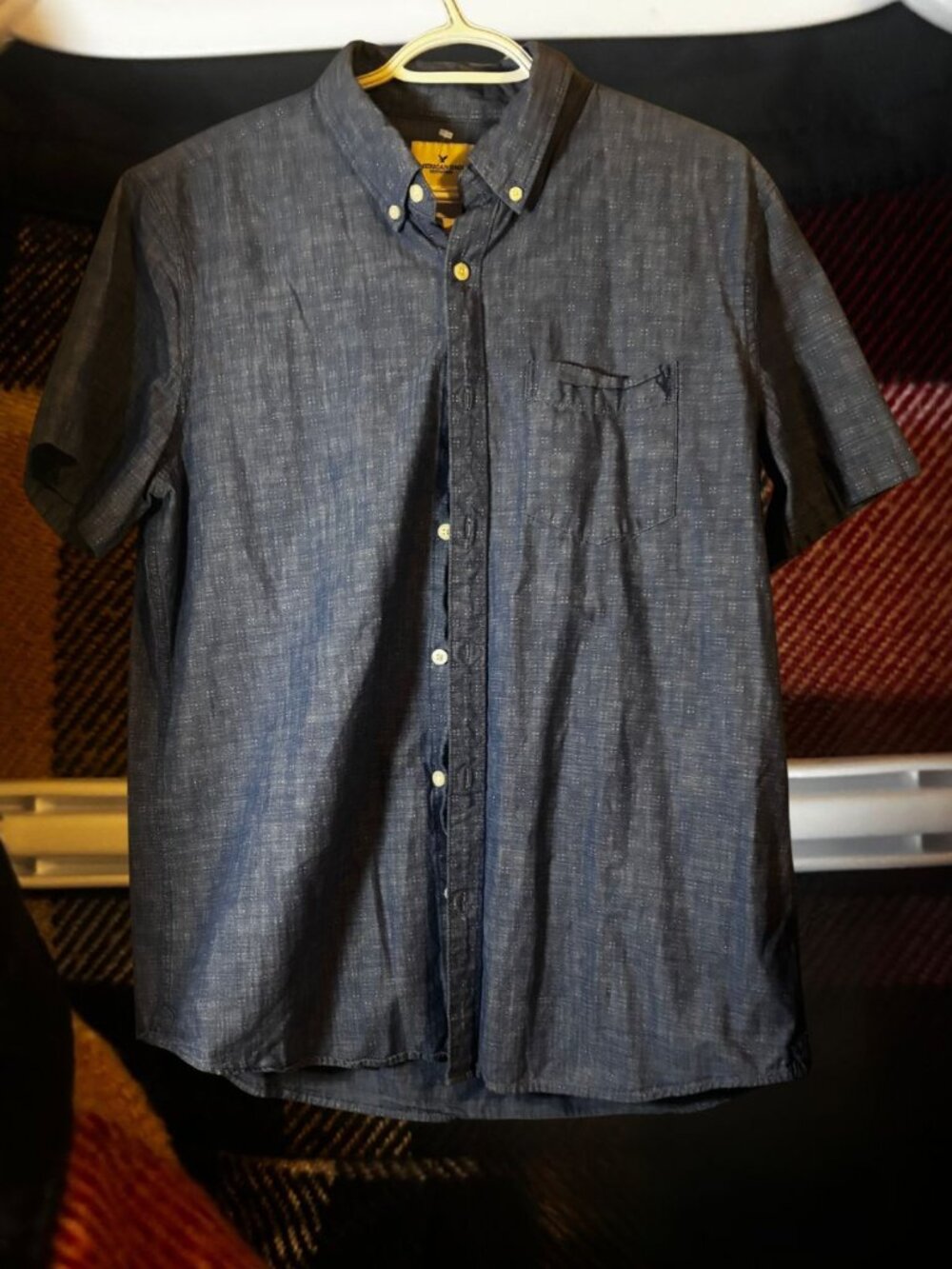 American Eagle Outfitters Navy Chambray Button-Up Shirt
